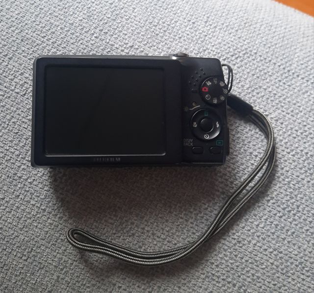 Fujifilm FinePix F480 - Cámara 8.2MP