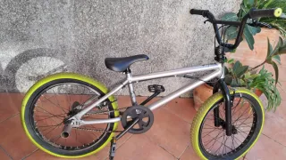 BMX Verde & Plata - Buen estado