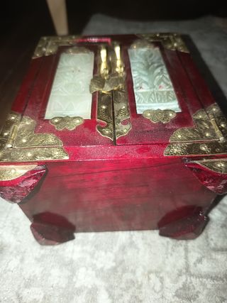 Joyero antiguo madera rojo dorado