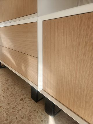 Composición salón-comedor madera-metal