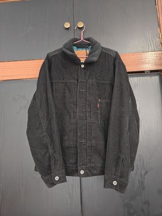 Chaqueta Levis borreguillo negra