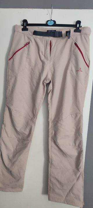 Pantalón trekking beige mujer
