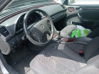 Mercedes-Benz  CLK 2001