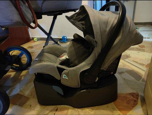 Passeggino Trio: passeggino, navicella, ovetto