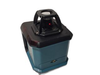 nivel laser makita skr200