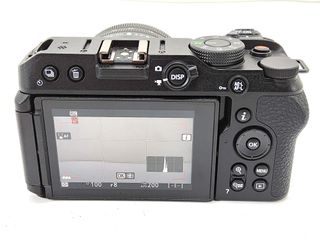camara digital reflex nikon z30 + objetivo 16-50 f/3.5-6.3 vr