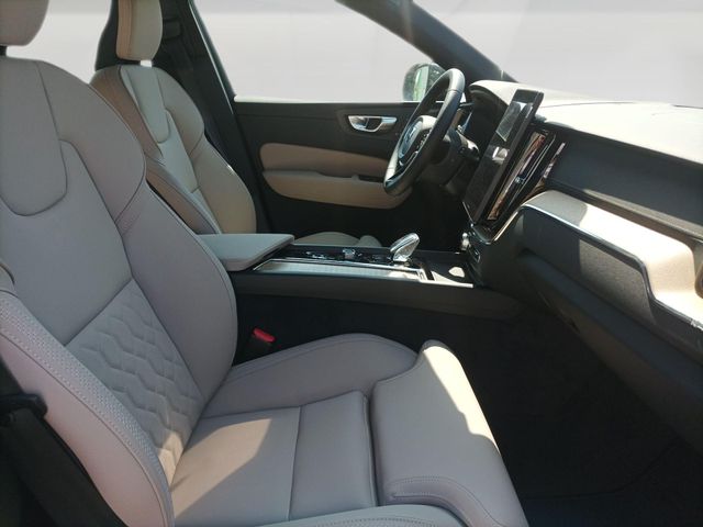VOLVO XC60 2.0 B5 P MHEV ULTRA DARK AUTO 4WD 250 5P