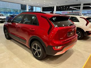 KIA Niro 1.6 GDi HEV 95kW (129CV) Concept