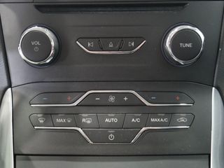 Ford S-Max 2.0 TDCi Panther 110kW Titanium AUT