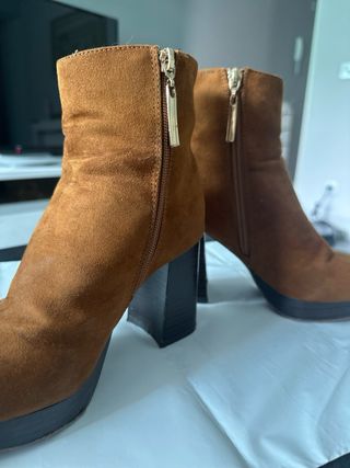 Botines Sfera marrón