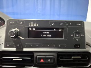 PEUGEOT Partner Pro Standard 600kg BlueHDi 73kW