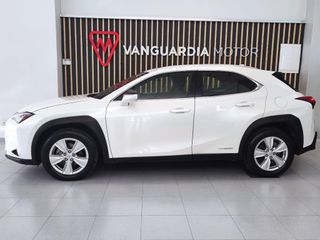LEXUS UX 2.0 250h Business Navigation