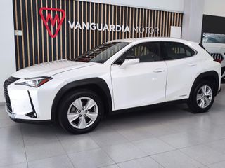 LEXUS UX 2.0 250h Business Navigation