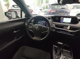 LEXUS UX 2.0 250h Business Navigation