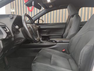 LEXUS UX 2.0 250h Business Navigation