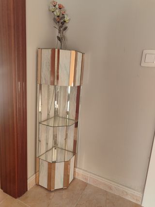 Mueble Esquinero con Espejos