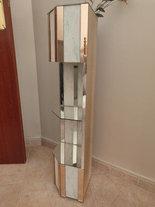 Mueble Esquinero con Espejos