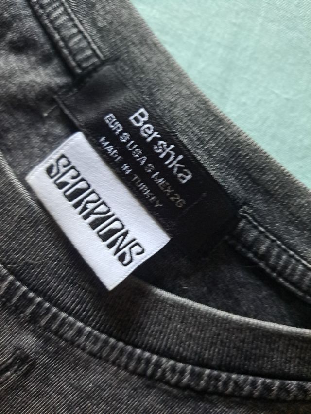 Camiseta Scorpions gris