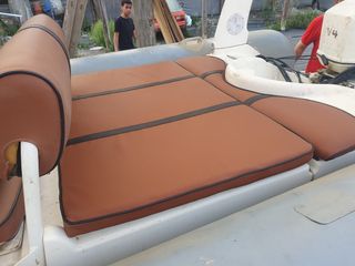 Semirrígida neumática