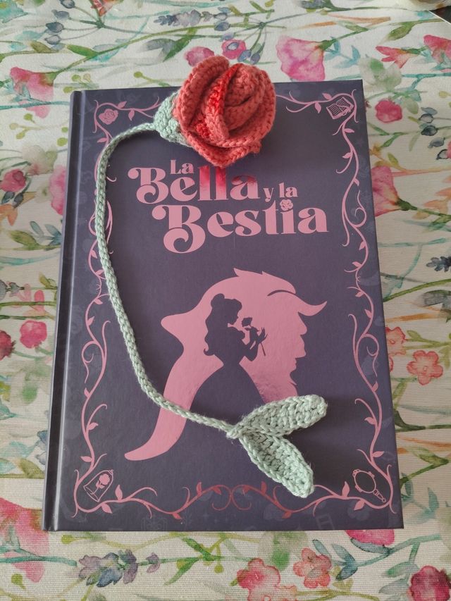 Marcapáginas Ganchillo Bella y Bestia