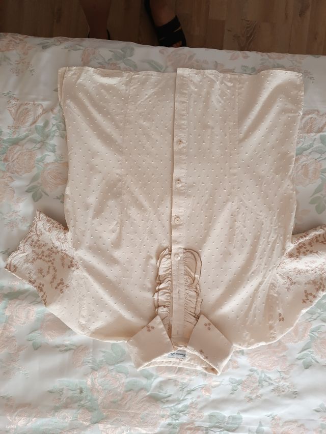 Camicia ricamata beige