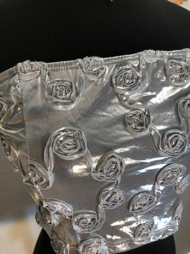 Top plateado sin tirantes - Talla S