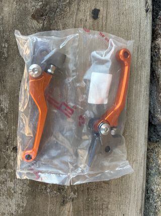 Manetas KTM nuevas