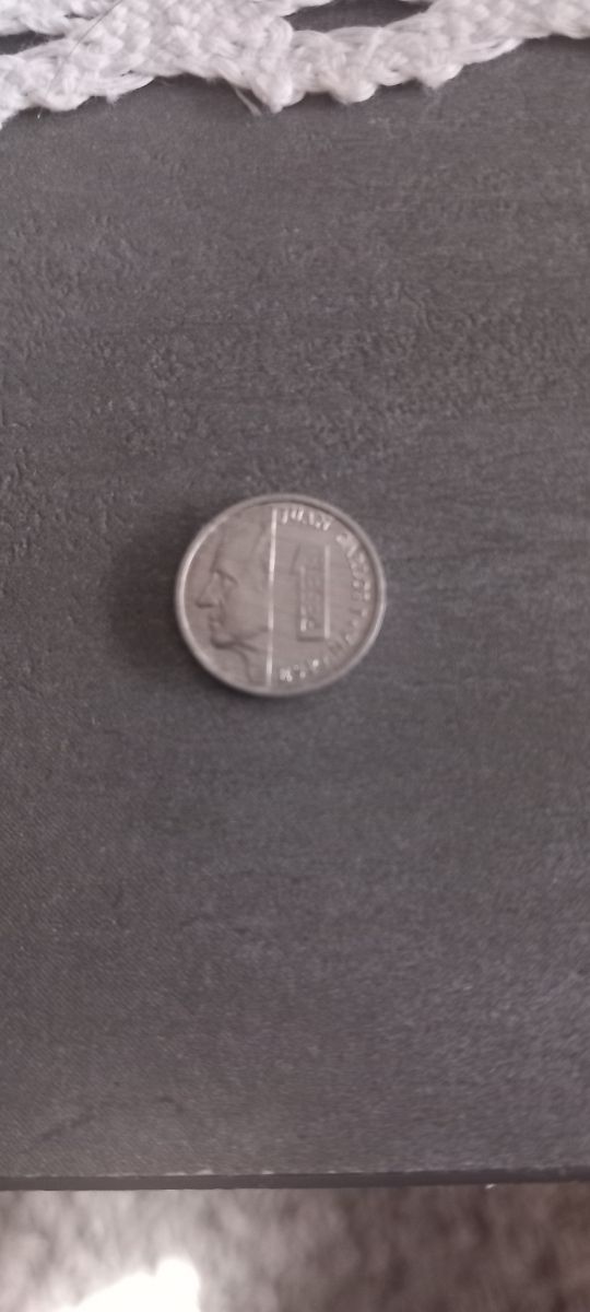 Lote Monedas 1 Peseta. 5€ CADA UNA.