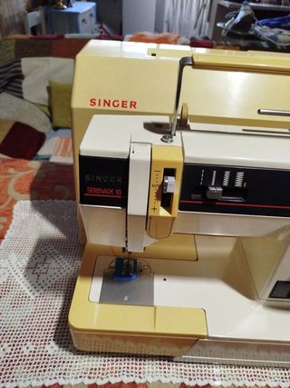 Máquina coser Singer Antigua