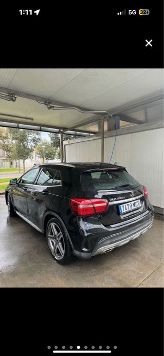 Mercedes-Benz GLA 200 2018 AMG POCOS KMS