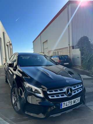 Mercedes-Benz GLA 200 2018 AMG POCOS KMS