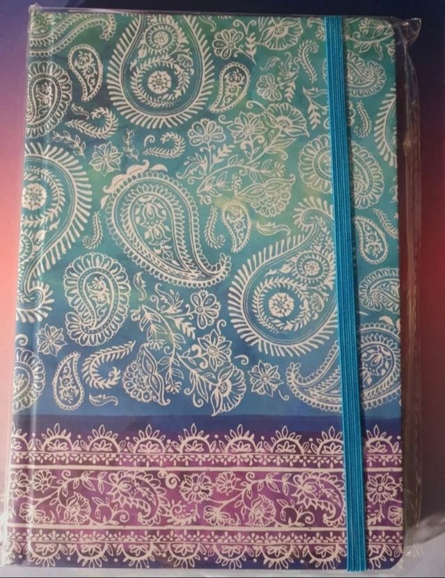 Cuaderno decorado Paisley - Tapa dura borde dorado