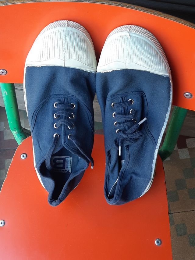 Zapatillas unisex. Marca  Bensimon