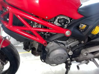 Ducati Monster 696 - Roja - 2008- 56.680 kilometro