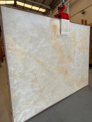 Mármol Negro: Partidas Novelda