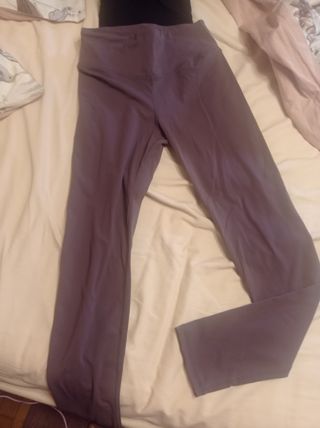 Leggins deportivos morados - Talle alto