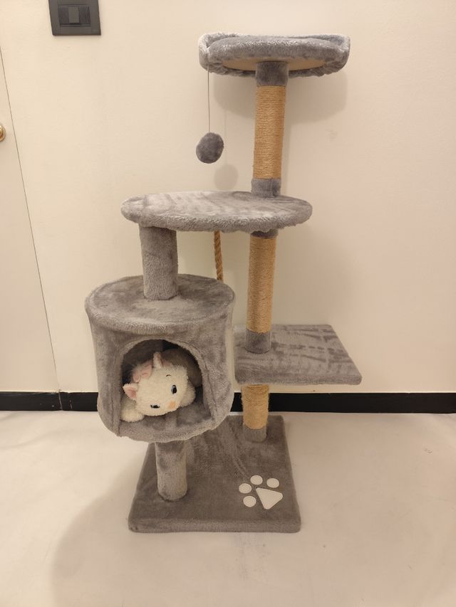 Albero tiragraffi grigio per gatti - 110cm