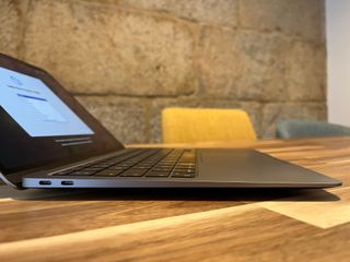 MacBook Air M1 (8GB-256GB) + HDMI