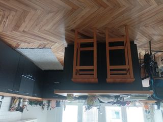 2 Taburetes madera maciza