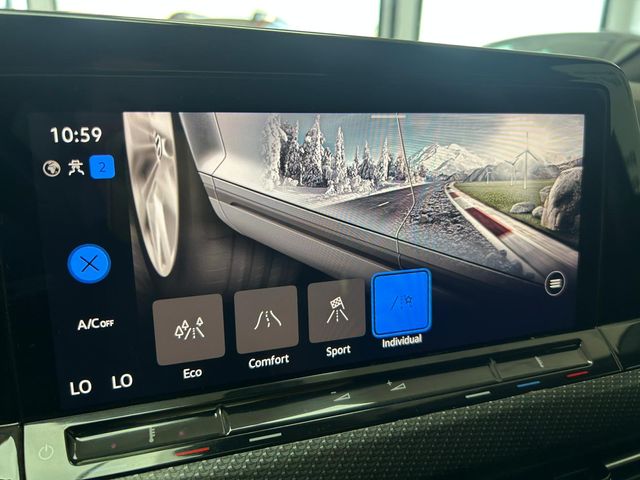 Volkswagen Golf 2021