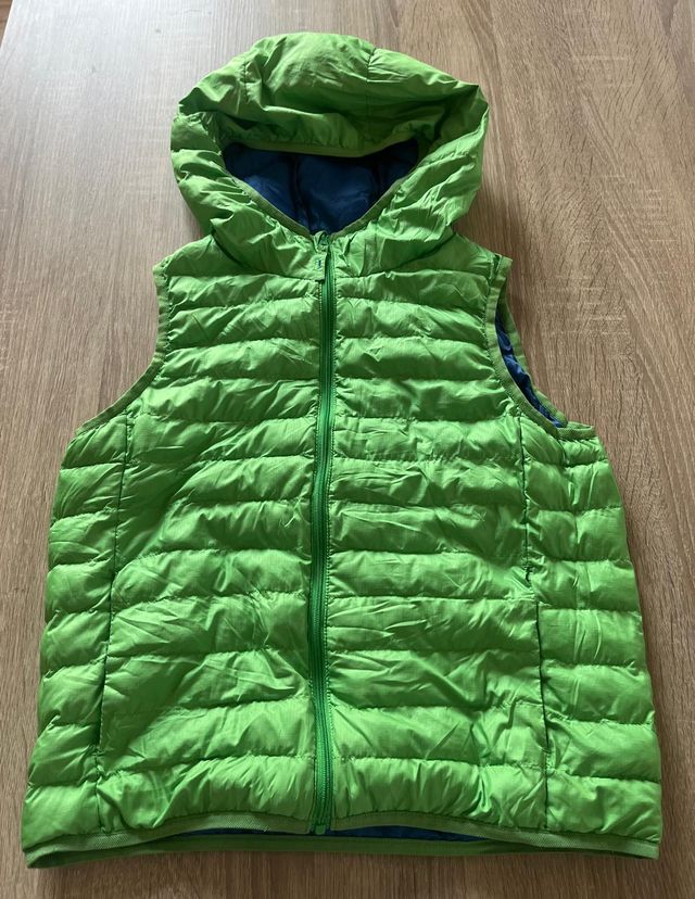 Chaleco Uniqlo niño 7-8