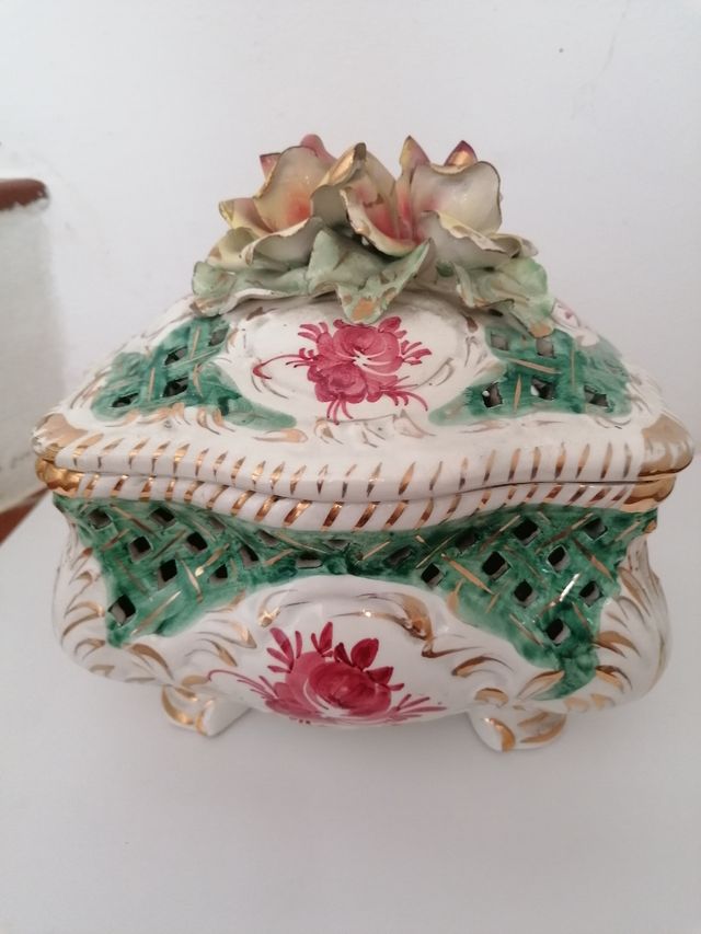 Cofanetto Ceramica Antica Dipinta a Mano