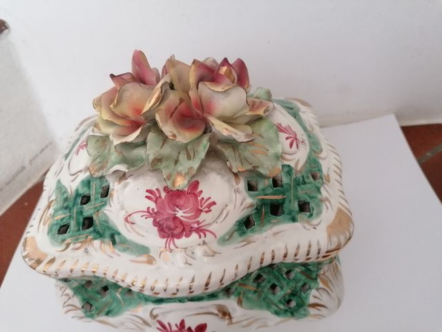 Cofanetto Ceramica Antica Dipinta a Mano