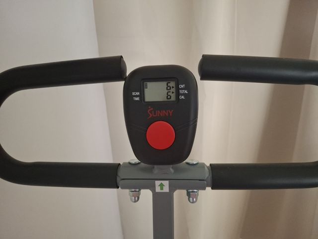 Aparato ejercicio a casa, es como remar,como nuevo