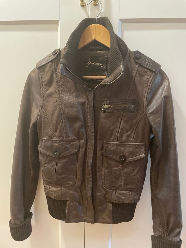 Chaqueta aviador piel marrón Syradivarius, M