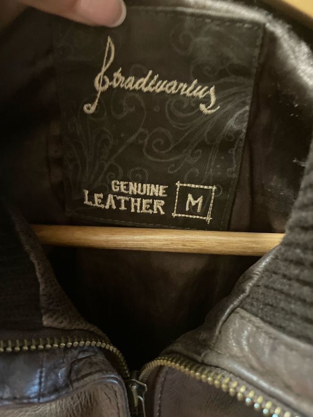 Chaqueta aviador piel marrón Syradivarius, M