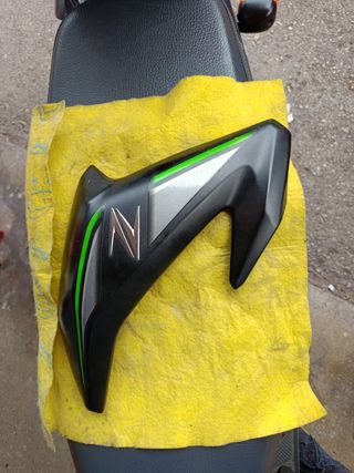 Tapa derecha Kawasaki Z900