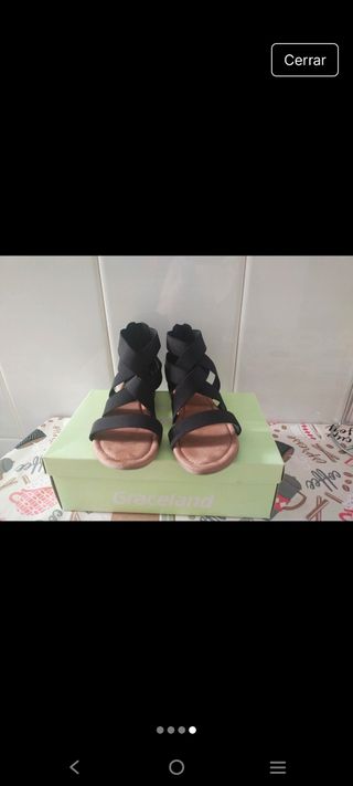 Sandalias