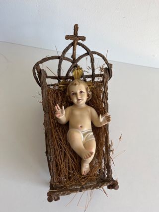 Niño Jesús pesebre madera vintage