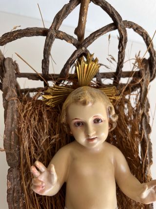Niño Jesús pesebre madera vintage